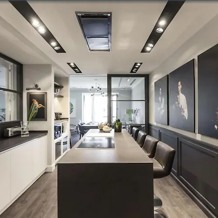 8 Guests Elegant Penthouse In Apartamento