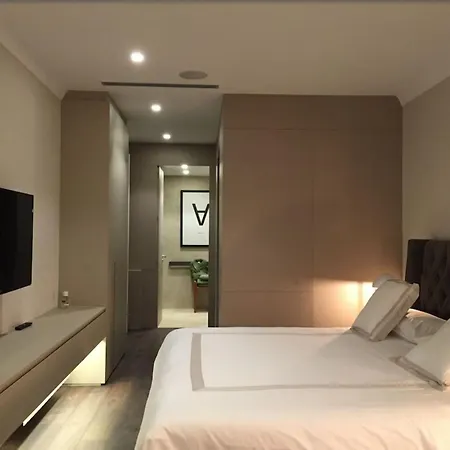 Apartment 8 Guests Elegant Penthouse In *